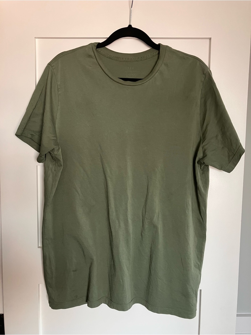 Save Khaki United SKU - Short Sleeve Supima Crew Tee no pocket - Army Green